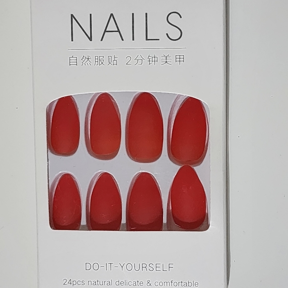 Press on Nails - Picture 5 of 9